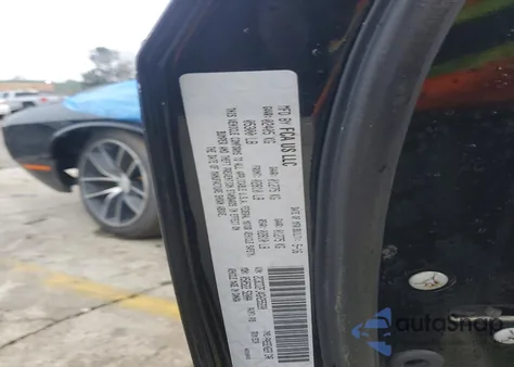 2016 Dodge Challenger R/T Scat Pack z USA, uszkodzony, nr VIN 2C3CDZFJ4GH255220